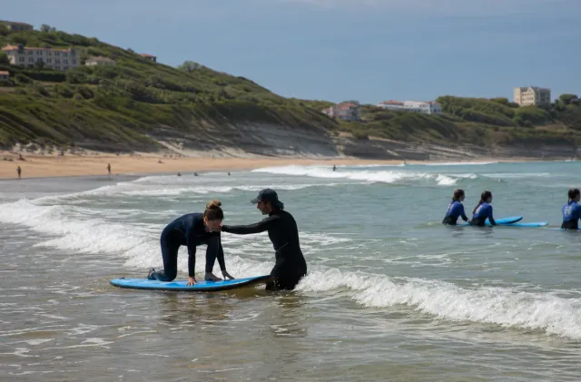 Beginner surf lesson in gentle white water at Uhabia beach in Bidart.